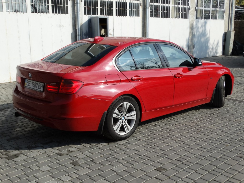 F30